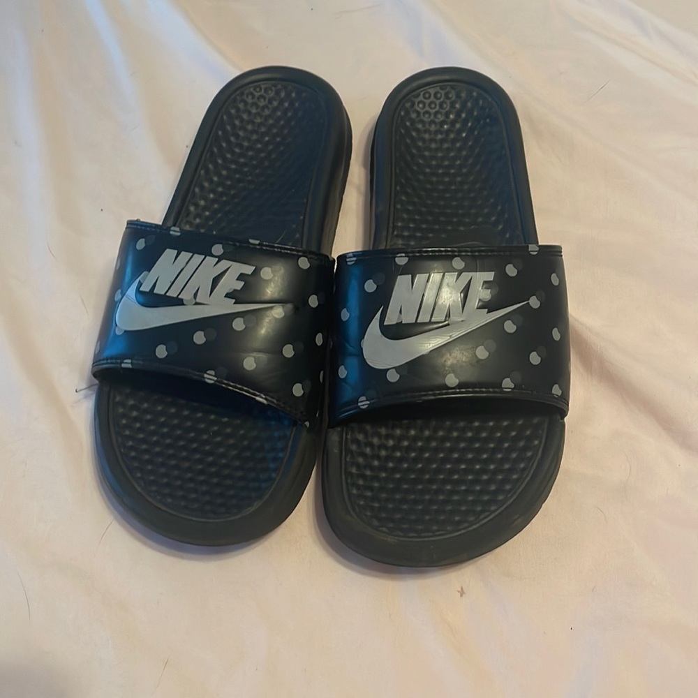 nike slides